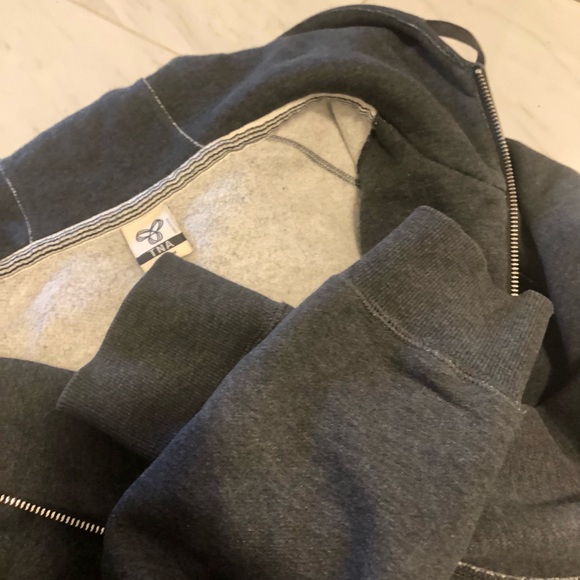 Medium long TNA hoodie - Picture 1 of 5